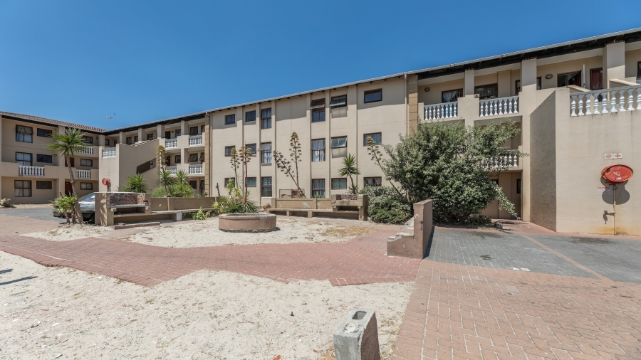 2 Bedroom Property for Sale in Parklands Western Cape